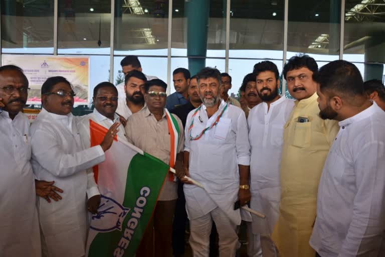 corporation-retired-a-c-prakash-galemmanavar-joined-congress