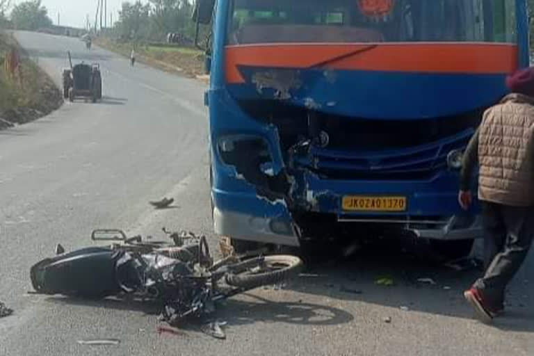 راجوری سڑک حادثہ میں موٹر سائیکل سوار ہلاک