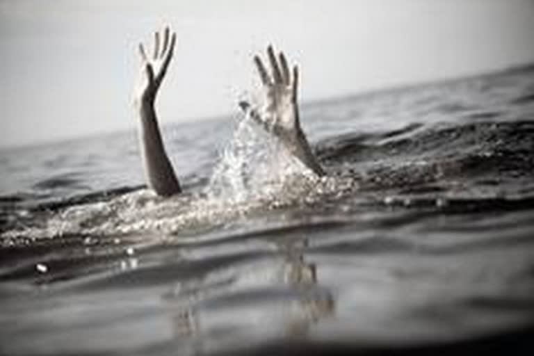 J&K: Four feared drowned as car falls into Chenab in Doda