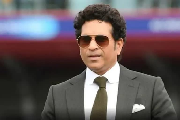 When Sachin Tendulkar helps Pele with catch on Goa beach