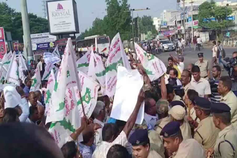 STEEL PLANT WORKERS RYALLY IN VIZAG