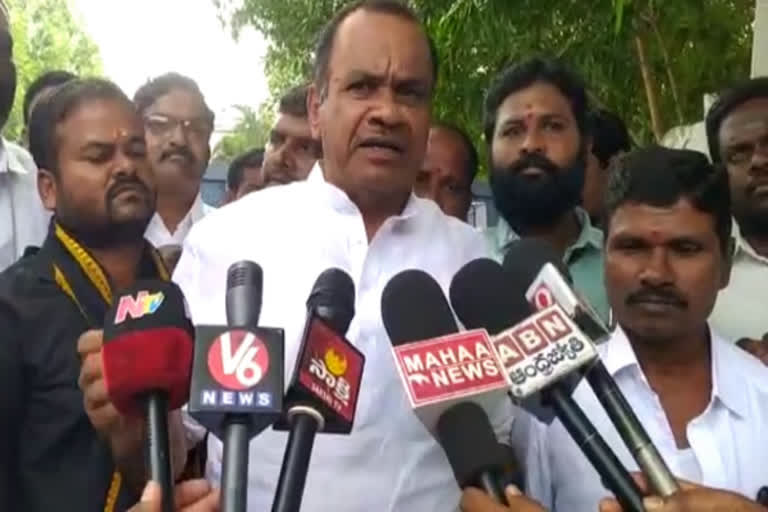 MP Venkat Reddy dharna against polluting industries in Yadadri Bhuvanagiri district