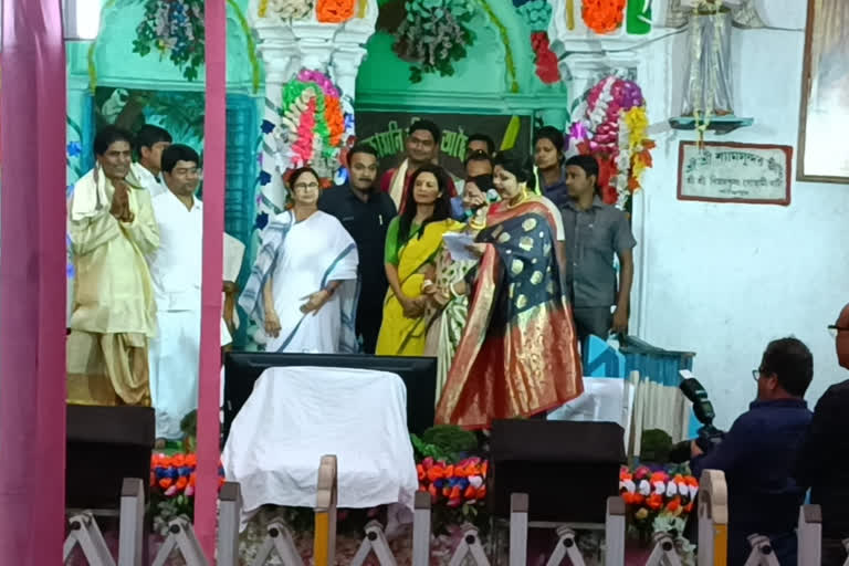 Mamata Banerjee visits Rash Utsav at Santipur in Nadia