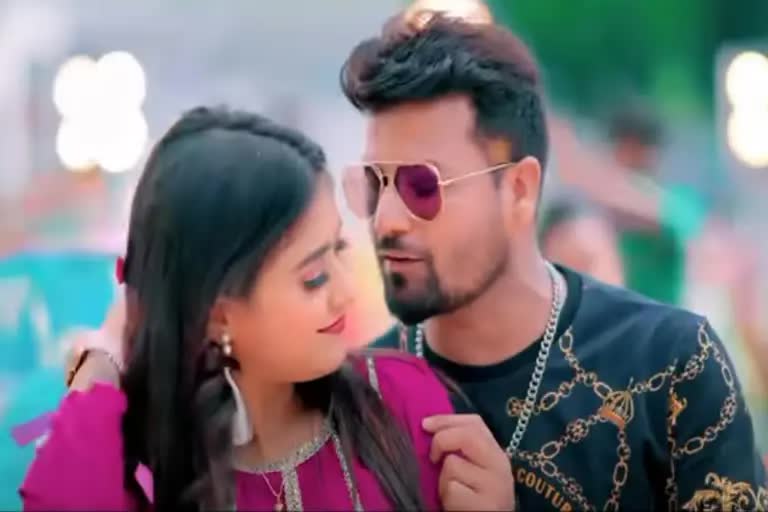 bhojpuri-singer-rocky-raja-song-pawaa-ke-payal-viral