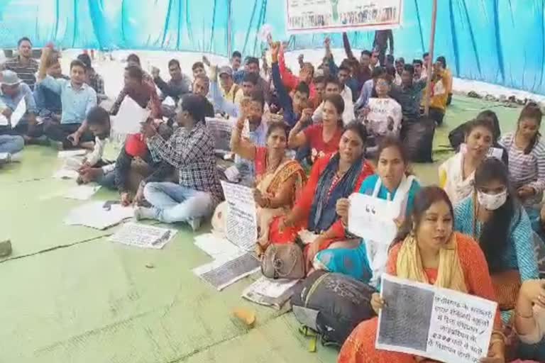protest regarding recruitment in raipur