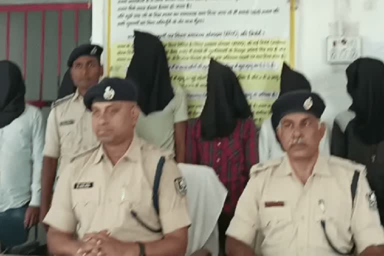 जमुई में पुलिस पर असमाजिक तत्वों का हमला