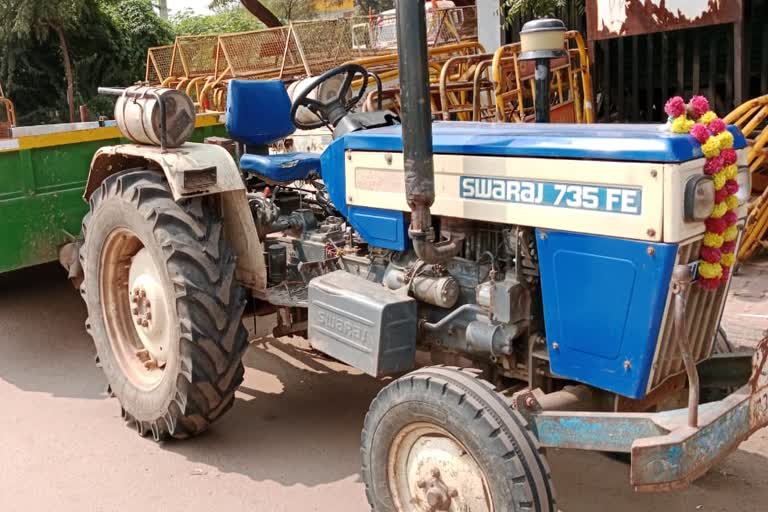 Pedestrian dies after being hit by a tractor