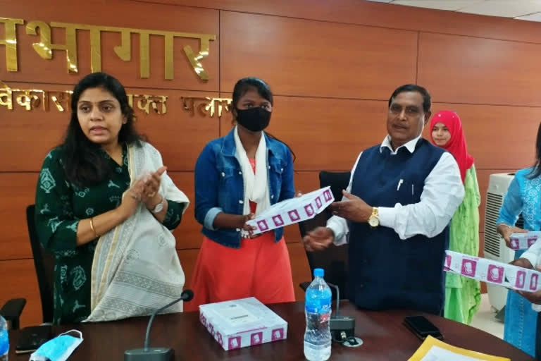 NITI Aayog collaborates with BYJUs to provide IIT, NEET coaching in Palamu