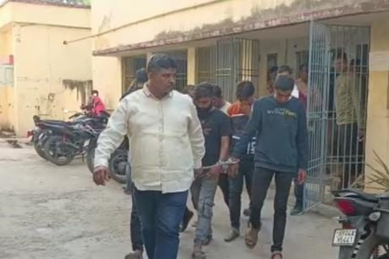 दानापुर से 16 साइबर अपराधी गिरफ्तार