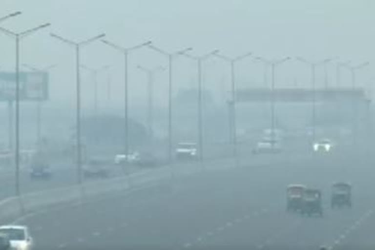 Delhis air quality remains at Vey Poor category