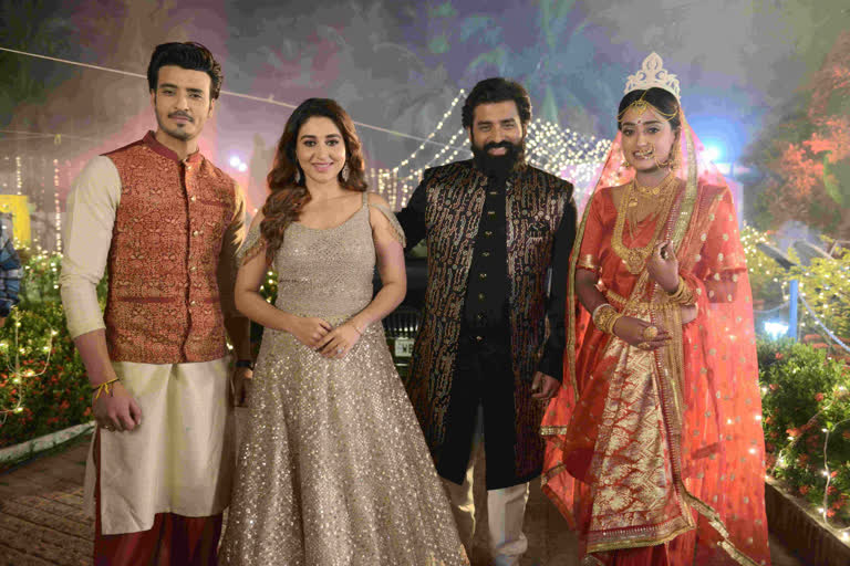 Ankush Hazra Oindrila Sen to be present in Alor Theekana special episode