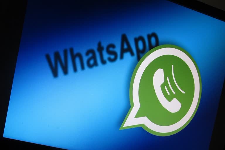 WhatsApp will automatically mute notifications for group chat with over 256 members