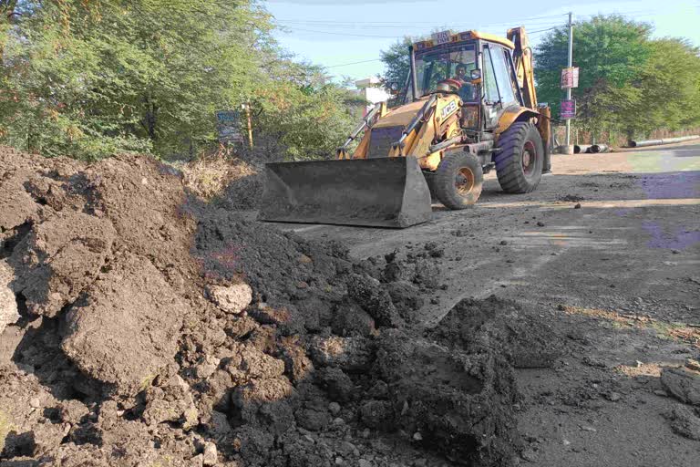 bad condition of guna roads