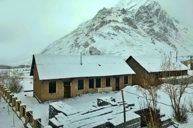 Snowfall in lahaul spiti