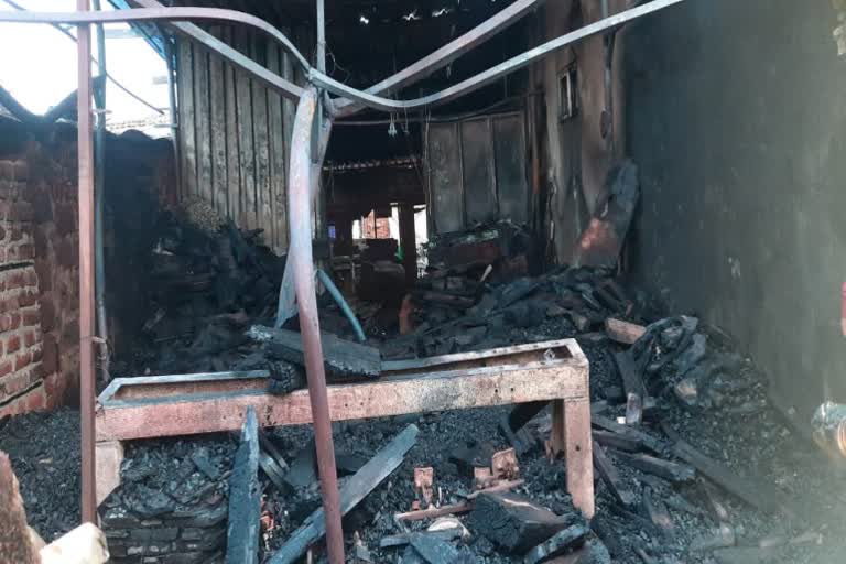 Accidental fire at furniture shop in Shiralakoppa: Goods worth 7 lakhs gutted