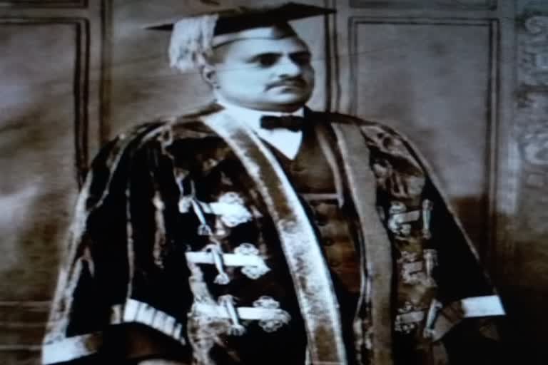 Dr Harisingh Gaur