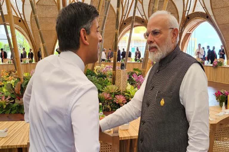 G 20 PM Modi holds informal meeting with UK PM Rishi Sunak