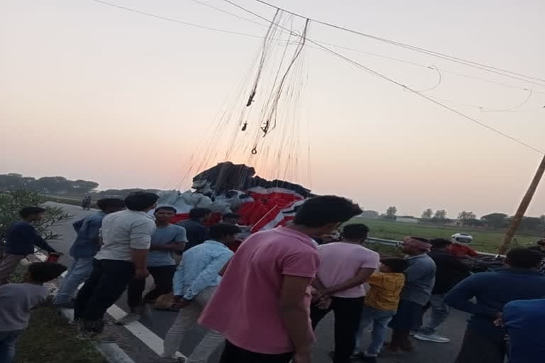 Mishap averted as paraglider entangles in high-tension electric wires in UP's Mathura