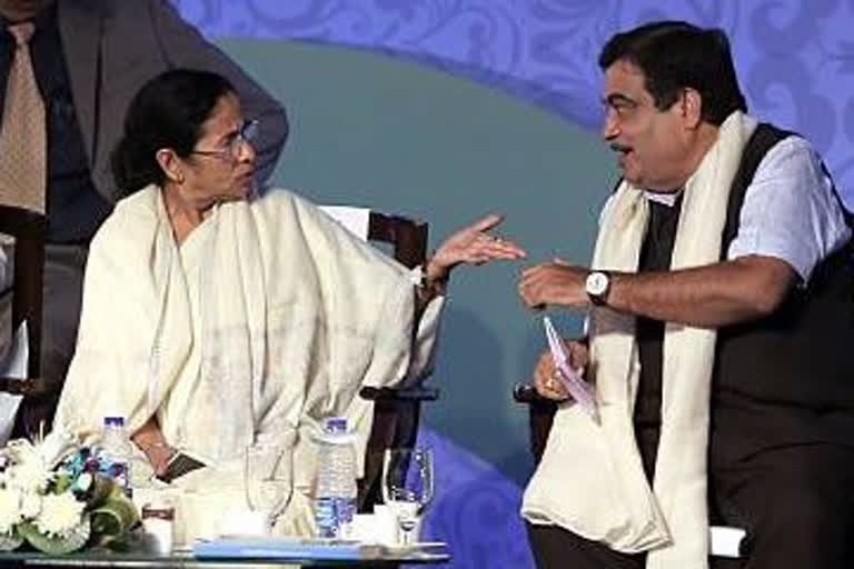 Mamata Banerjee called Siliguri Police Commissioner to enquire Nitin Gadkari Health condition