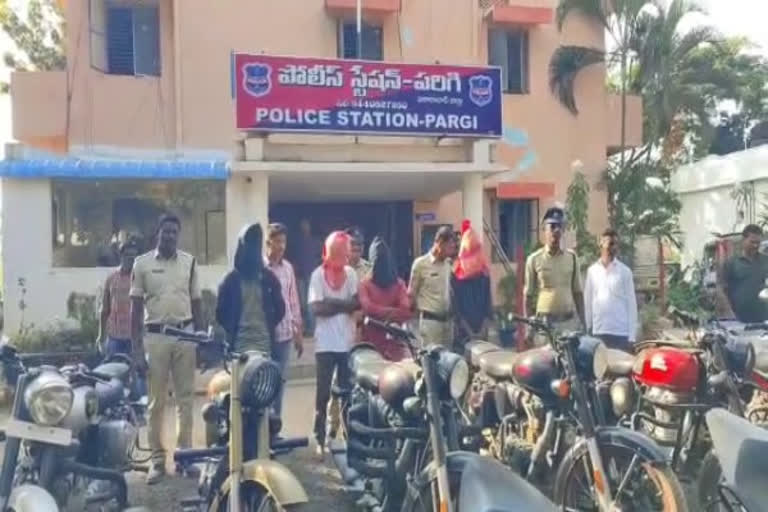 Four thieves were arrested for bike theft in hyderabad city