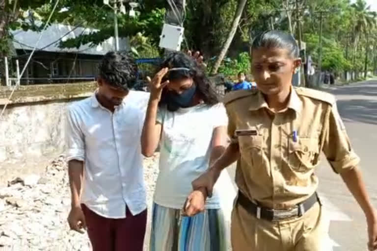 couple arrested for pawning fake gold  fake gold arrest  thiruvananthapuram news  crime news  latest malayalam news  fake gold couple arrest  ദമ്പതികൾ പിടിയില്‍  മുക്കുപണ്ടം പണയം വച്ച് പണം തട്ടല്‍  മുക്കുപണ്ടം പണയം അറസ്റ്റ്  തിരുവനന്തപുരം വാര്‍ത്തകള്‍  പുതിയ മലയാളം വാര്‍ത്തകള്‍  മുക്കുപണ്ടം പണയം അറസ്റ്റ്  തട്ടിപ്പ് ദമ്പതികള്‍ പിടിയില്‍  തിരുവനന്തപുരം  തട്ടിപ്പ്