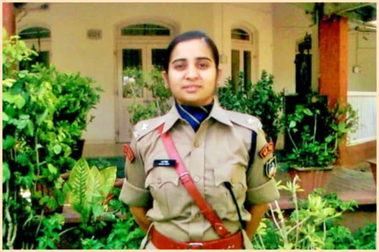 Muslim Women IPS Officer