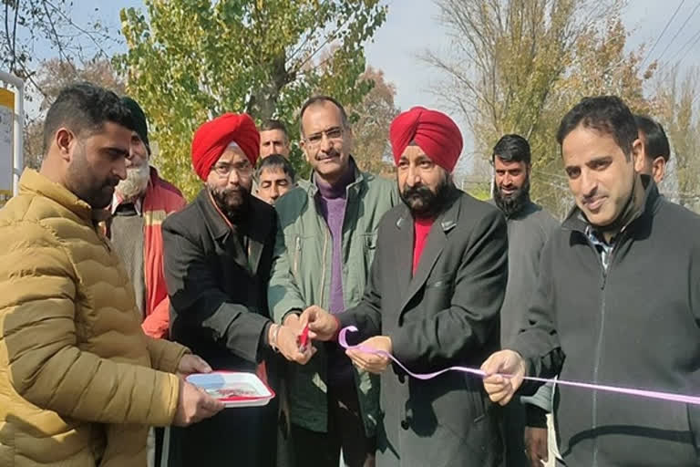 DDC Members inaugurated PMGSY Roads in Tral