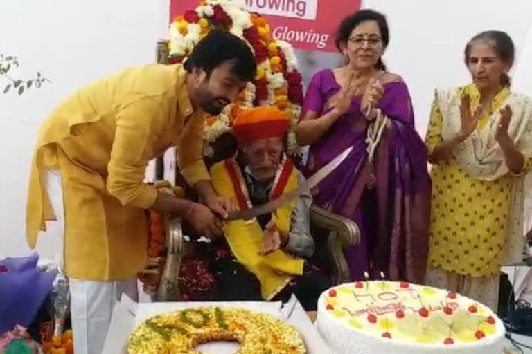 ex serviceman Chandi Prasad Joshi 104th birthday