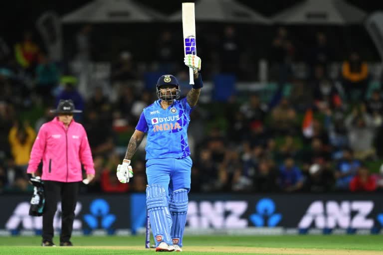 new-zealand-vs-india-2nd-t-20i-surya-kumar-yadav-scores-2nd-century