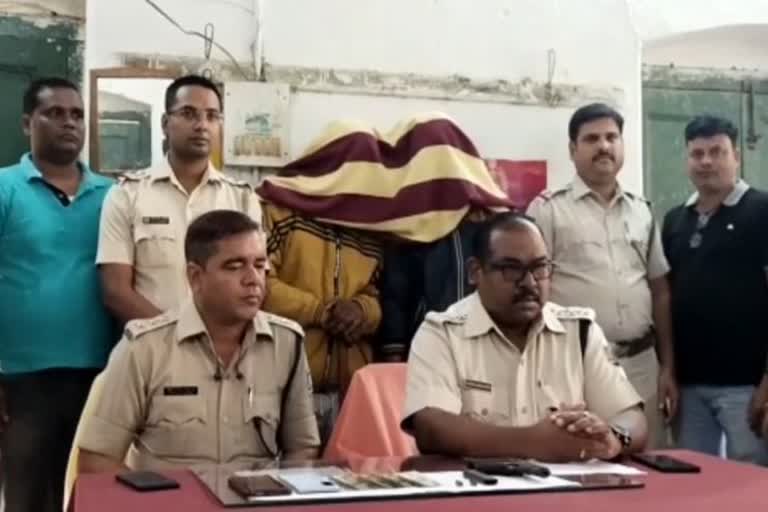 baripada town police arrests inter state lootera while attempt to loot