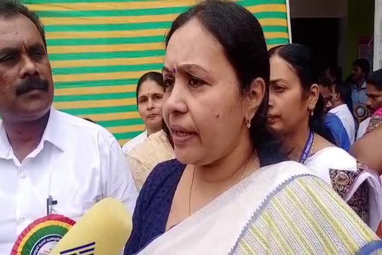 Minister Veena George speaks about swine fever  swine fever  Minister Veena George  പന്നിപ്പനി  തലശേരിയിലെ ചികിത്സ പിഴവ് ഗൗരവകരം  വീണ ജോര്‍ജ്  ഇടുക്കിയില്‍ പന്നിപ്പനി  ആരോഗ്യ വകുപ്പ് മന്ത്രി വീണ ജോര്‍ജ്  ആരോഗ്യ വകുപ്പ്  kerala news updates  latest news in kerala