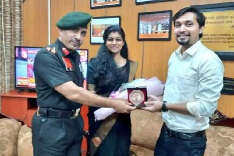 Kerala Couple invites Army to wedding; felicitated at Pangode military station