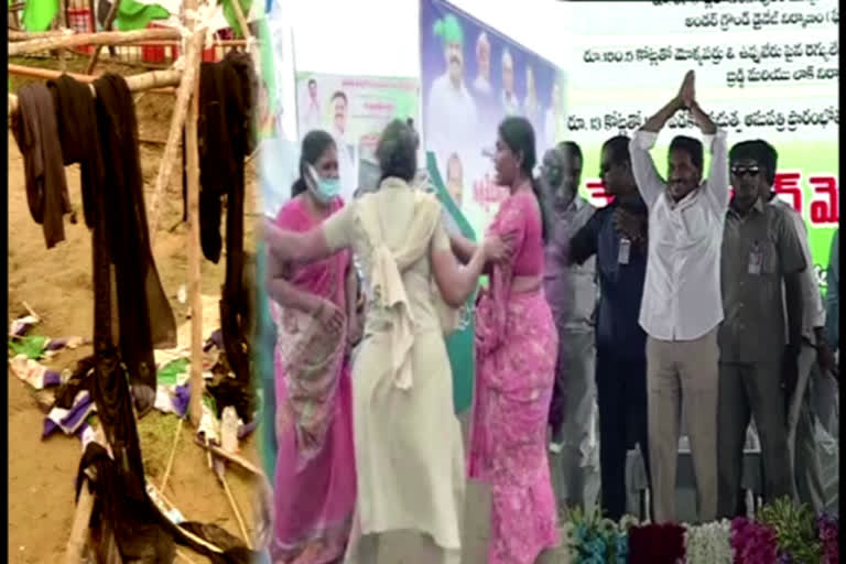 Andhra: Women asked to remove black chunnis to attend CM Jagan meeting