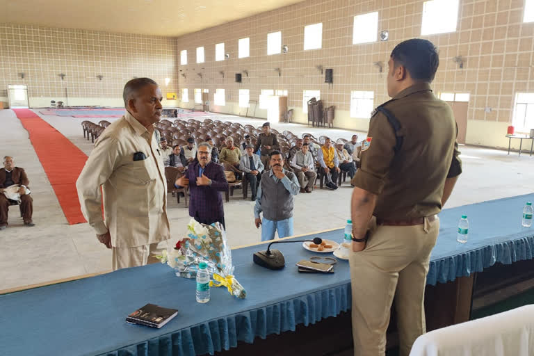 Haridwar SSP holds meeting with police pensioners