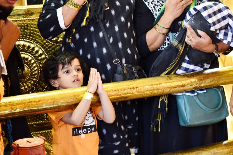 Sabarimala  ശബരിമല  കെ രാധാകൃഷ്‌ണന്‍  ശബരിമലയിൽ ഭക്തജനത്തിരക്ക്  K Radhakrishnan  heavy rush in sabarimala during pilgrim season  heavy rush in sabarimala  sabarimala pilgrim  ശബരിമല തീർഥാടനം