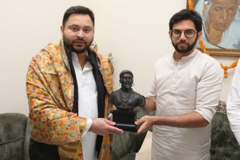 Tejashwi is long race horse: Aditya Thackeray