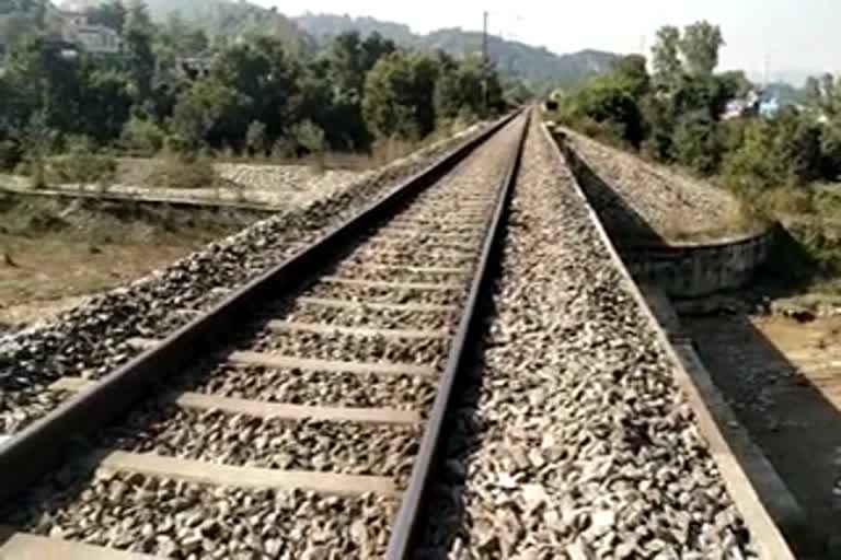 jammu-girl-killed-two-siblings-injured-after-allegedly-jumping-off-railway-bridge