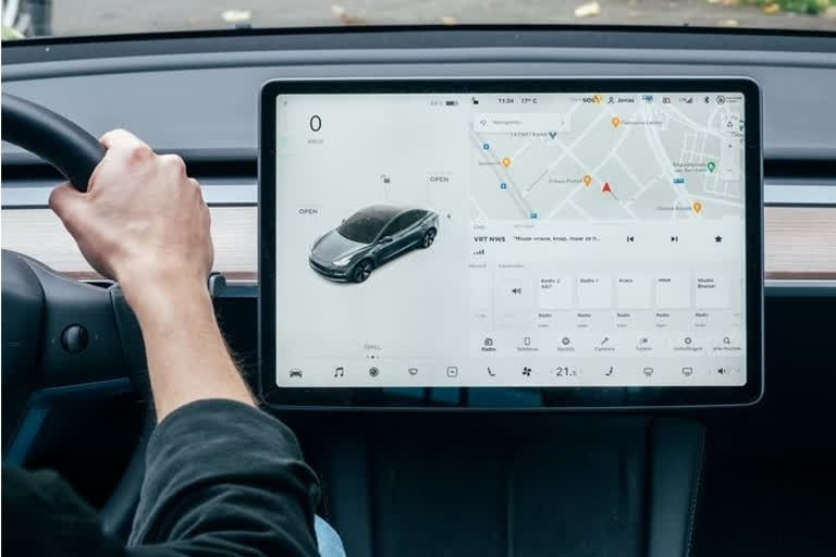 Tesla Full Self-Driving beta now available