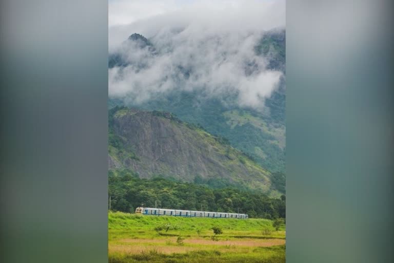 Walayar Forest Western Ghats  Central Minister Darshana Jardosh  Walayar Forest  Western Ghats  Palakkad Coimbatore MEMU  വാളയാര്‍  റെയില്‍വേ സഹമന്ത്രി ദര്‍ശന ജര്‍ദോഷ്  കേന്ദ്ര റെയില്‍വേ സഹമന്ത്രി  ദര്‍ശന ജര്‍ദോഷ്  ഇന്ത്യന്‍ റെയില്‍വേ  പാലക്കാട് റെയില്‍വേ ഡിവിഷന്‍  പശ്ചിമഘട്ട മലനിര  പാലക്കാട് കോയമ്പത്തൂര്‍ മെമു