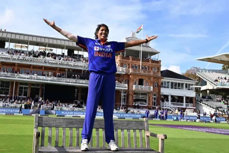 Mithali Raj Wishes Happy Birthday to Jhulan Goswami