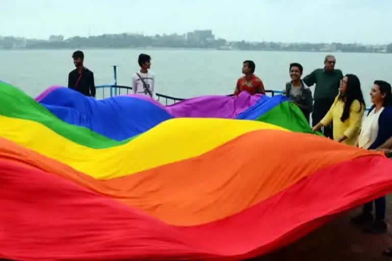 Same sex marriage legalization  Same sex marriage  SC seeks response from center on Same sex marriage  Supreme Court  സ്വവർഗ വിവാഹം നിയമവിധേയമാക്കൽ  സ്വവർഗ വിവാഹം  സുപ്രീം കോടതി  സ്പെഷ്യൽ മാര്യേജ് ആക്‌ട്  Special marriage act  LGBTQ  എൽജിബിടിക്യുഐ  സ്വവർഗ വിവാഹങ്ങൾ  ആർട്ടിക്കിൾ 14  Article 14  Article 21  ആർട്ടിക്കിൾ 21  Right to equality  Right to live  സുപ്രീം കോടതി ചീഫ് ജസ്റ്റിസ് ഡി വൈ ചന്ദ്രചൂഡ്