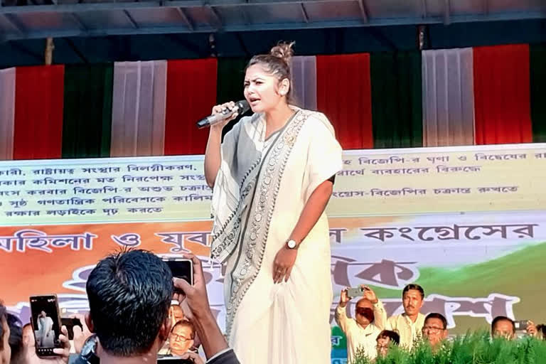 Saayoni Ghosh slams Mithun Chakraborty during TMC Rally in Siliguri