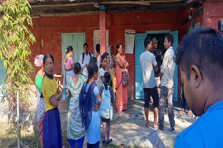 அசாம்: இரும்பு சத்து மாத்திரை உட்கொண்ட மாணவர்களுக்கு வாந்தி-மயக்கம்