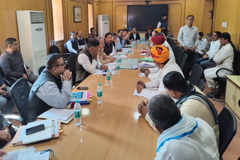 Meeting between Gehlot and Gurjar leaders