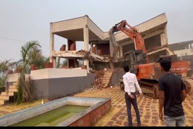 Former Maharashtra minister Anil Parabs resort demolished