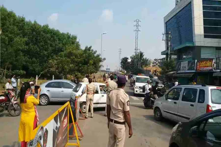 POLICE SECURITY AT CM JAGAN HOUSE