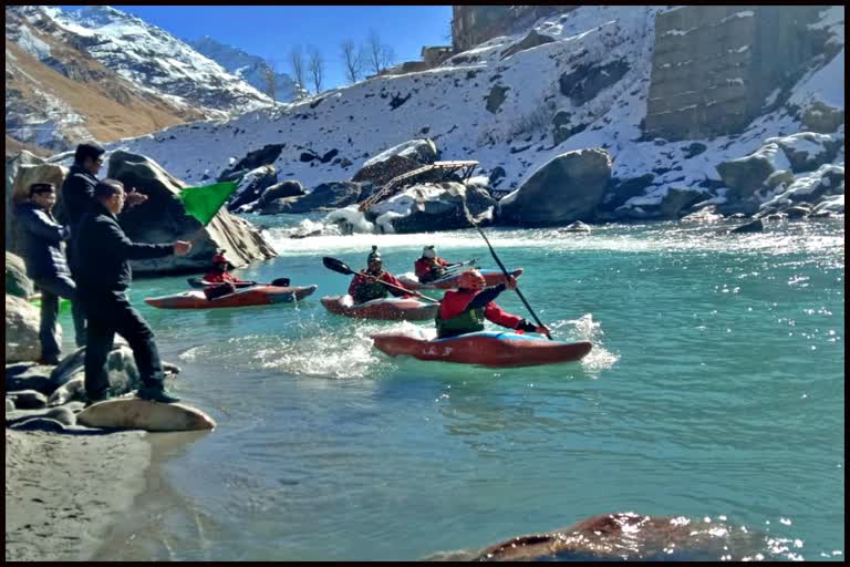 Kayaking in Chandrabhaga river