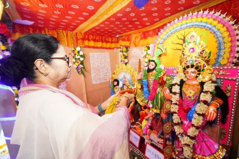 CM Mamata Banerjee Offers Puja at Banabibi Temple in Sundarbans
