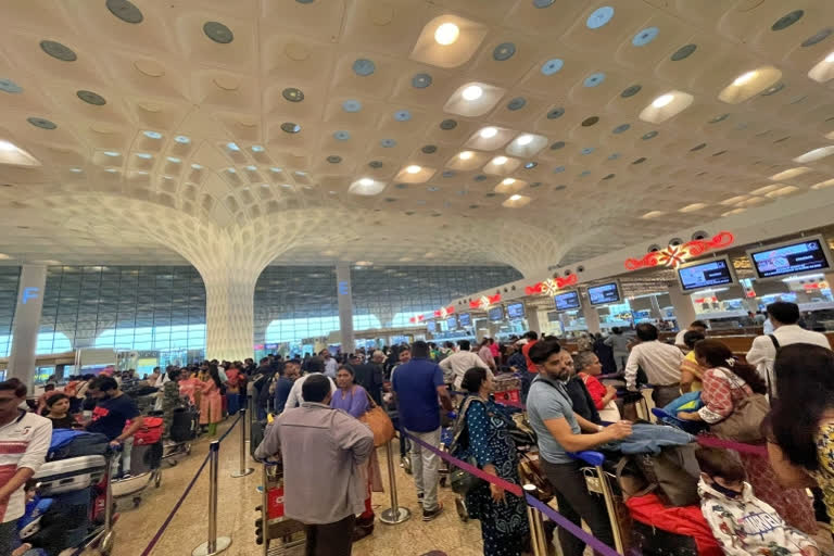 Chaos at Mumbai Airport Terminal 2 after server crash