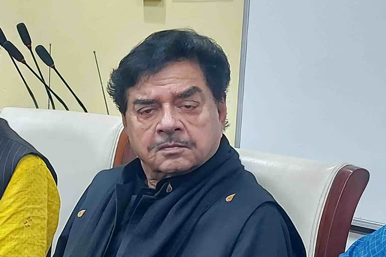 Shatrughan Sinha heaps praise on PM Modi